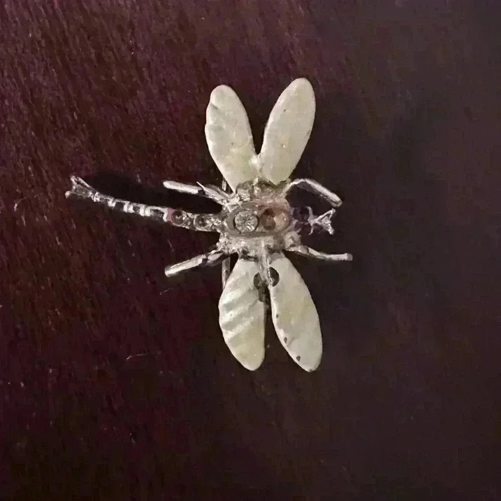 Vintage 1960s Small Gold-Toned Dragon Fly with Rhinestone Brooch -- Animal